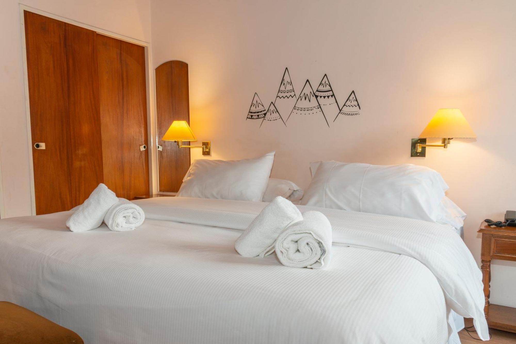 Hosteria Las Walkirias San Martín de los Andes Dış mekan fotoğraf